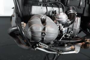 Bild 30/34 von BMW DUMMY (1987)