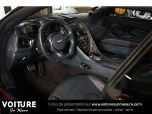 Bild 43/50 von Aston Martin DBS Superleggera (2019)