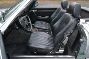 Imagen 12/50 de Mercedes-Benz 300 SL (1986)