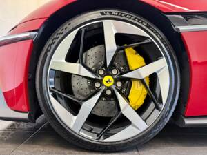 Imagen 7/28 de Ferrari 12Cilindri (2025)