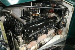 Image 26/30 of Rolls-Royce Phantom III (1938)