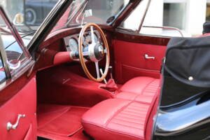 Image 13/40 de Jaguar XK 120 DHC (1953)