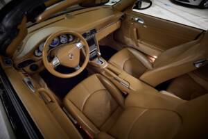 Bild 67/78 von Porsche 911 Carrera 4S (2006)
