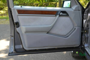 Afbeelding 16/44 van Mercedes-Benz E 280 T (1994)