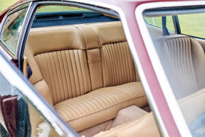 Bild 9/25 von Aston Martin DBS V8 (1971)