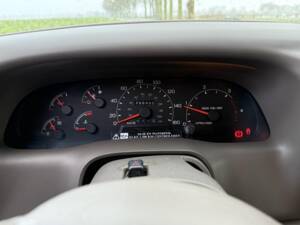 Image 8/9 of Ford F-350 (2001)