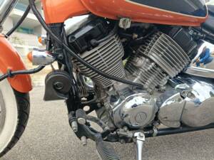 Image 38/50 of Yamaha XVS 650 Drag Star (1997)