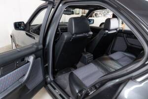 Bild 20/34 von BMW M5 (1993)