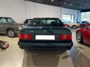 Afbeelding 30/36 van Mercedes-Benz SL 320 (1996)