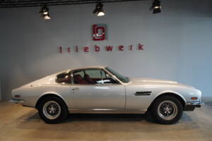 Immagine 18/22 di Aston Martin DBS V8 (1971)