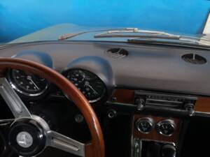 Immagine 39/69 di Alfa Romeo 1750 GT Veloce (1969)