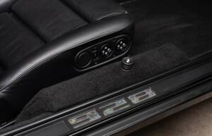 Image 23/43 of Porsche 928 GT (1991)