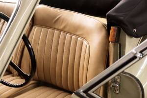 Image 34/50 de Jaguar XK 120 DHC (1953)