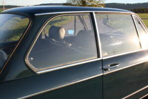 Image 18/69 of BMW 2002 (1974)