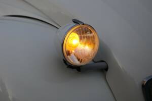 Image 49/50 of Citroën 2 CV 6 (1985)