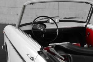 Image 30/37 of Autobianchi Bianchina Convertible (1960)