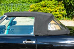 Image 14/50 de Mercedes-Benz 420 SL (1986)