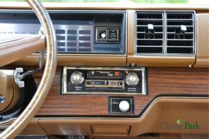 Image 46/50 de Buick Electra 225 Hardtop (1976)