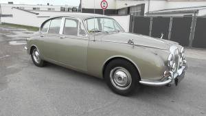 Bild 10/49 von Daimler V8-250 (1968)