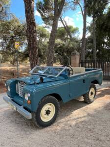 Bild 17/51 von Land Rover 88 (1976)