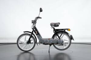 Bild 1/49 von Piaggio DUMMY (2002)