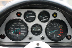 Bild 21/50 von Ferrari 308 GTB (1977)