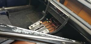 Image 103/122 of BMW 3.0 CSi (1975)