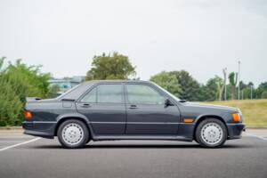 Bild 11/27 von Mercedes-Benz 190 E 2.3-16 (1985)