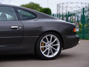Bild 28/42 von Aston Martin DB 7 Vantage (2001)