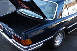 Image 30/30 of Mercedes-Benz 450 SEL 6,9 (1977)