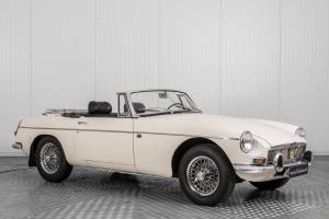 Image 7/50 de MG MGB (1969)