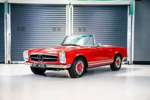 Immagine 17/26 di Mercedes-Benz 250 SL (1967)