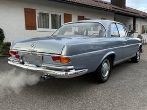 Bild 2/43 von Mercedes-Benz 250 SE (1966)