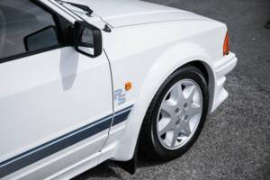 Image 15/33 de Ford Escort turbo RS (1986)