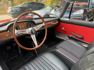 Image 14/34 of FIAT 1500 S (1961)