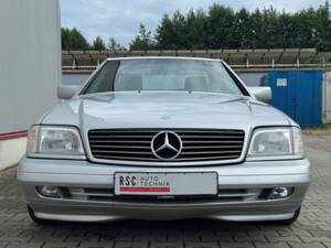 Bild 2/82 von Mercedes-Benz SL 320 (1995)