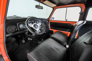 Image 10/50 of Mini Estate (1980)
