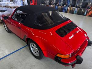Bild 38/41 von Porsche 911 Carrera 3.2 (1984)