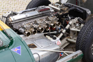 Image 16/80 of Lister Knobbly (1956)