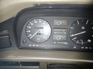 Image 10/17 of BMW 525e (1985)