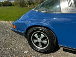 Afbeelding 31/53 van Porsche 911 2.0 E (1969)