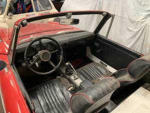 Image 4/6 of Datsun 1600 SSS (1968)