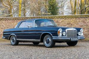 Bild 17/50 von Mercedes-Benz 280 SE 3,5 (1970)
