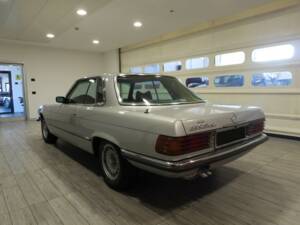 Image 3/15 of Mercedes-Benz 350 SLC (1973)
