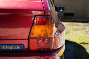 Image 54/63 of Lancia Delta HF Integrale Evoluzione II (1994)