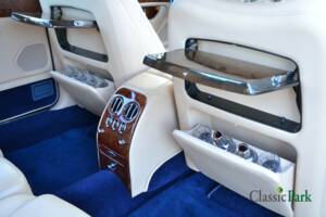 Bild 41/50 von Bentley Arnage Red Label (2002)