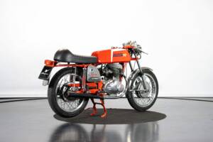 Image 4/50 of MV Agusta 350 S (1972)
