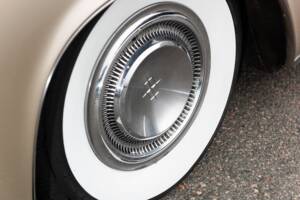 Bild 64/100 von Lincoln Continental Convertible (1965)