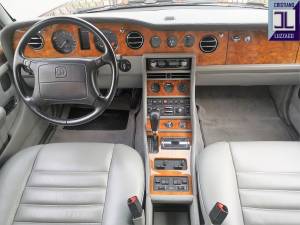 Image 22/50 of Bentley Brooklands (1992)