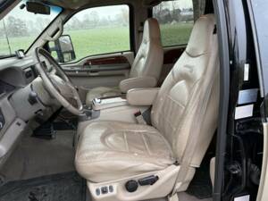 Bild 8/10 von Ford F-350 (2001)